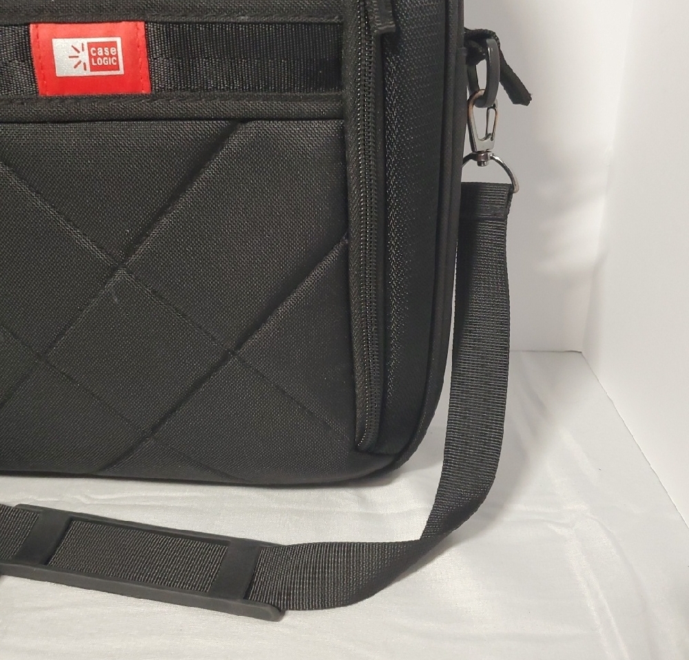 Men's Black Laptop Messenger Bag - CASE LOGIC Brand - Picture 2 of 8